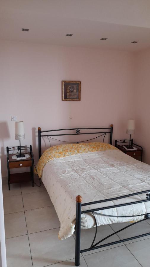 Akrata Rose Garden Apartments I Paralia Akratas Buitenkant foto