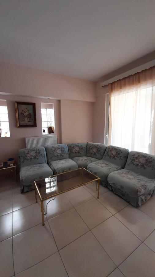 Akrata Rose Garden Apartments I Paralia Akratas Buitenkant foto